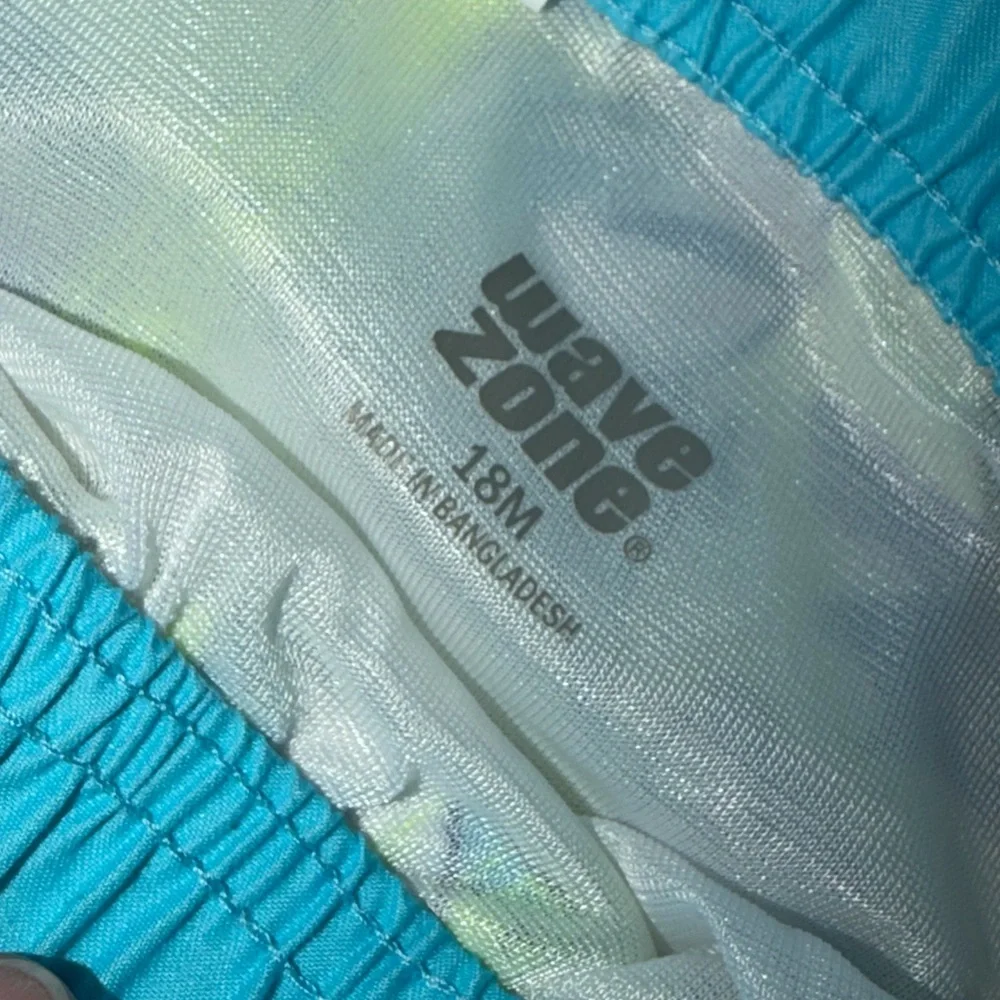 Boys size 18 months Shark Print Swim Shorts, wave zone, summer, pool